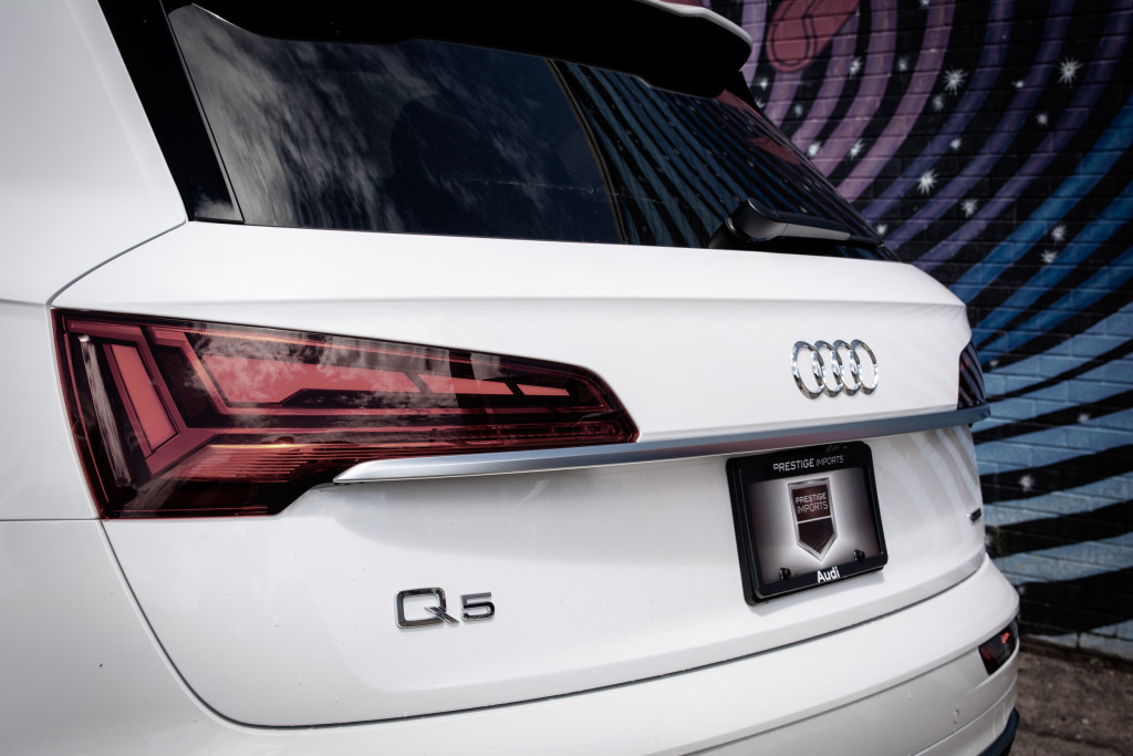 2021 Audi Q5 55 e Hybrid Premium Plus - Rear Angle
