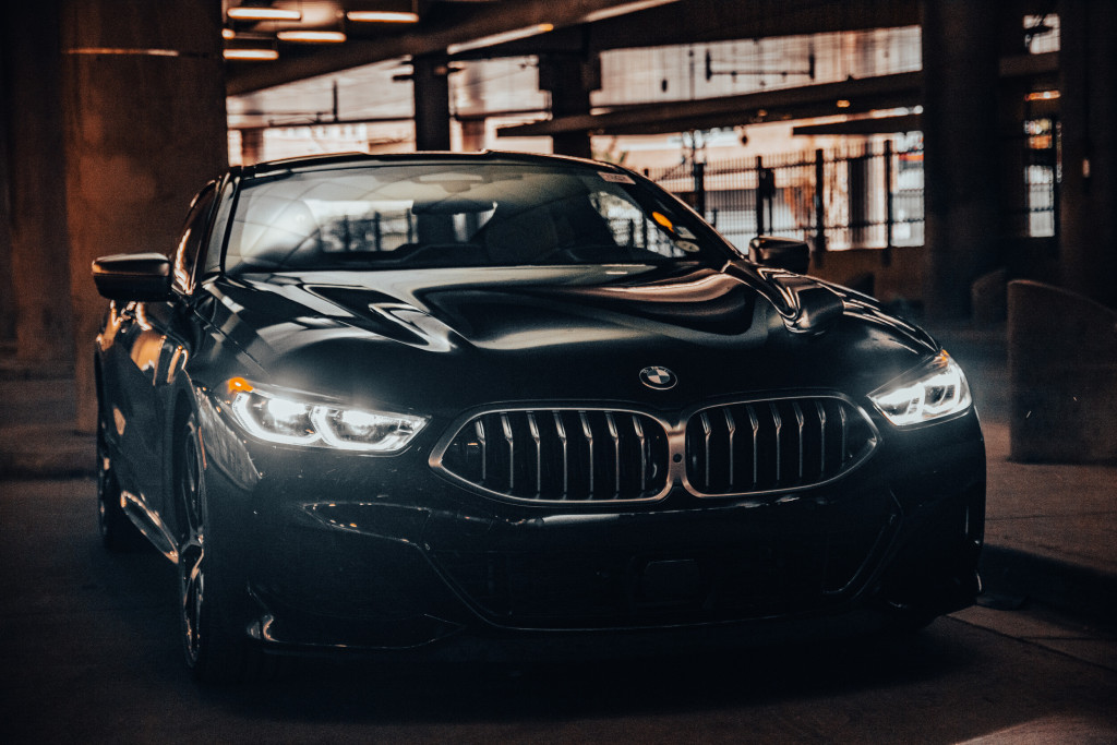2019 BMW M850i xDrive in Carbon Black Metallic - Front View
