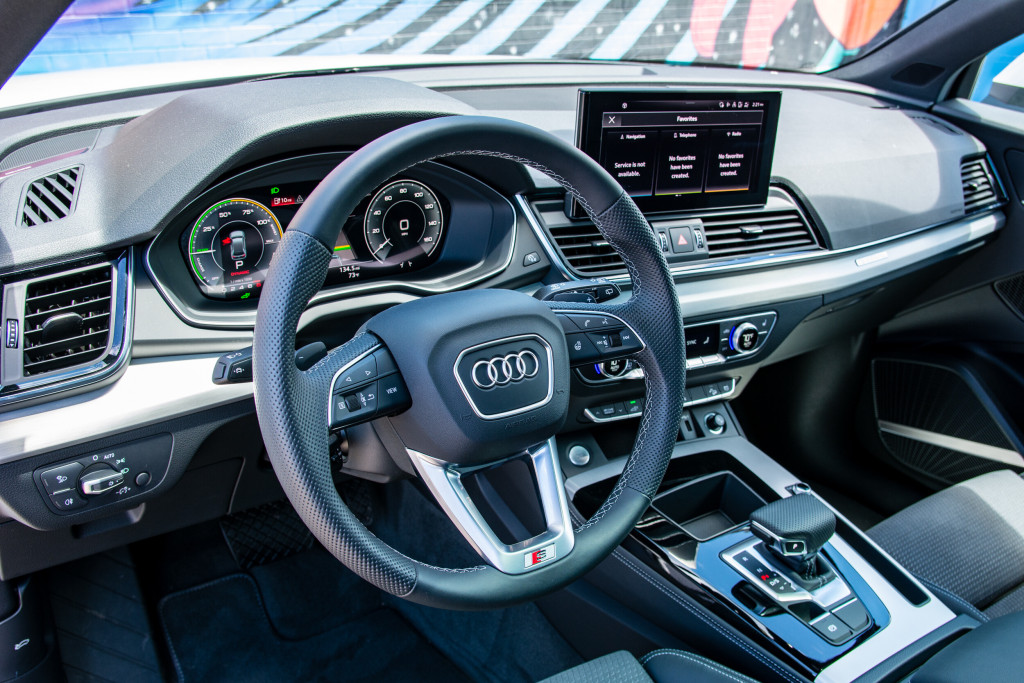2021 Audi Q5 55 e Hybrid Premium Plus - View From Driver’s Door