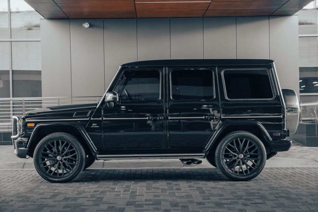 2016 Mercedes-Benz G 63 AMG 4MATIC in Midnight Blue - Driver’s Side View