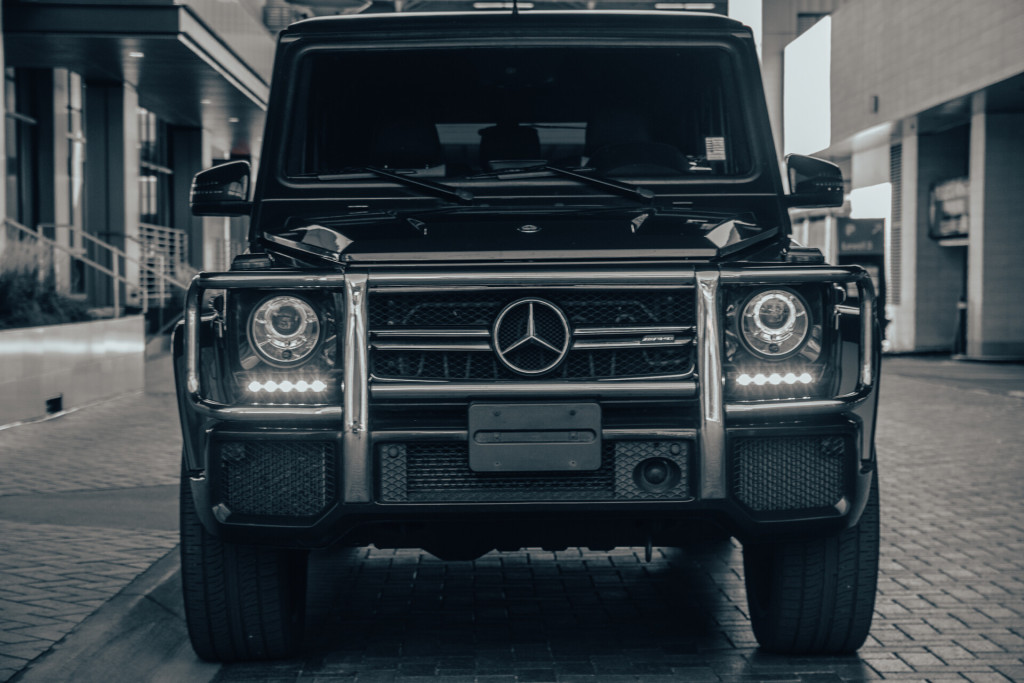 2016 Mercedes-Benz G 63 AMG 4MATIC in Midnight Blue - Front View