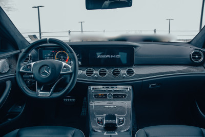 2018 Mercedes-Benz E 63 S AMG 4MATIC Wagon in Polar White - Dashboard