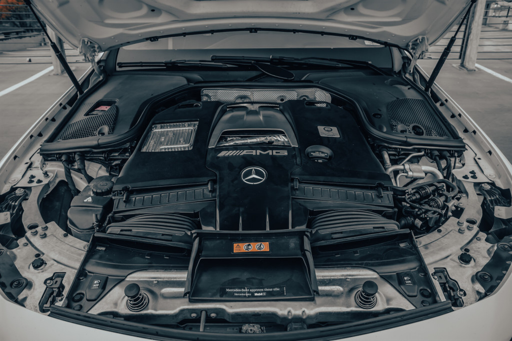 2018 Mercedes-Benz E 63 S AMG 4MATIC Wagon in Polar White - Engine
