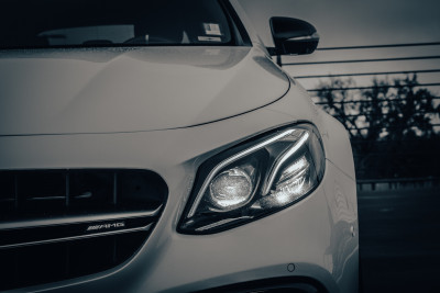 2018 Mercedes-Benz E 63 S AMG 4MATIC Wagon in Polar White - Headlight Detail