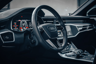 2021 Audi RS 6 Avant 4.0T quattro in Daytona Gray Pearl Effect - View From Driver’s Door