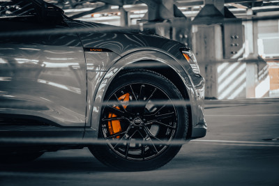 2022 Audi e-tron Chronos Edition quattro in Chronos Gray Metallic - Front Wheel and Brake Caliper