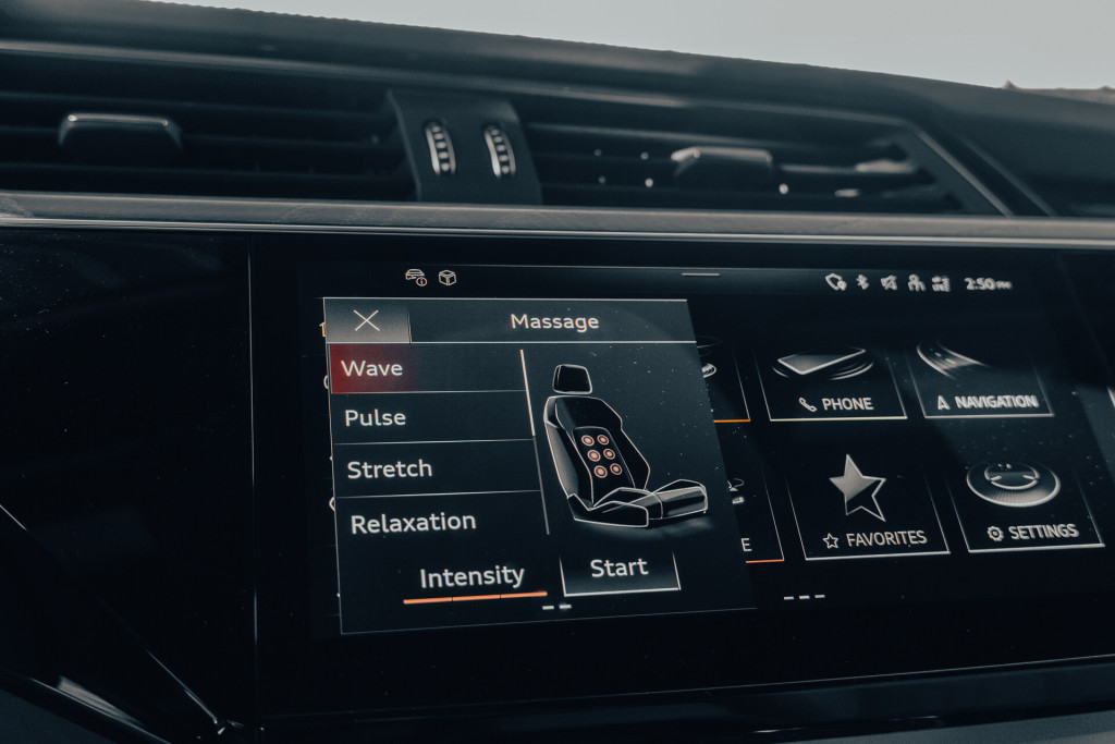 2022 Audi e-tron Chronos Edition quattro in Chronos Gray Metallic - Massage Seats Functionality